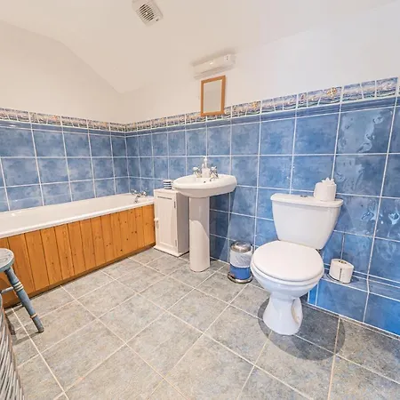 The Stables, Knotts Farm